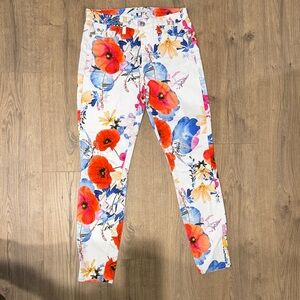 7 For All Mankind White Pants